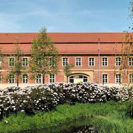 Hotel Vierseithof Luckenwalde Ngoại thất bức ảnh