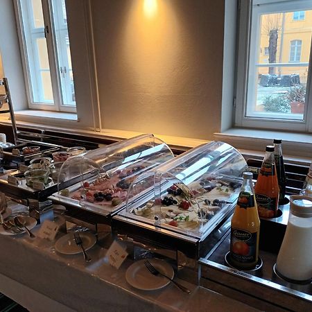 Hotel Vierseithof Luckenwalde Ngoại thất bức ảnh