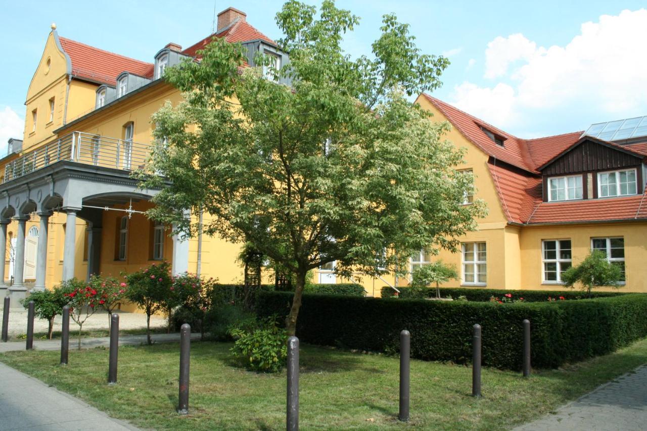 Hotel Vierseithof Luckenwalde Ngoại thất bức ảnh