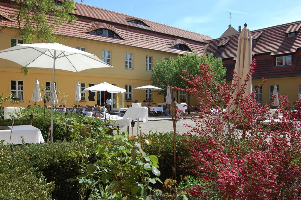 Hotel Vierseithof Luckenwalde Ngoại thất bức ảnh