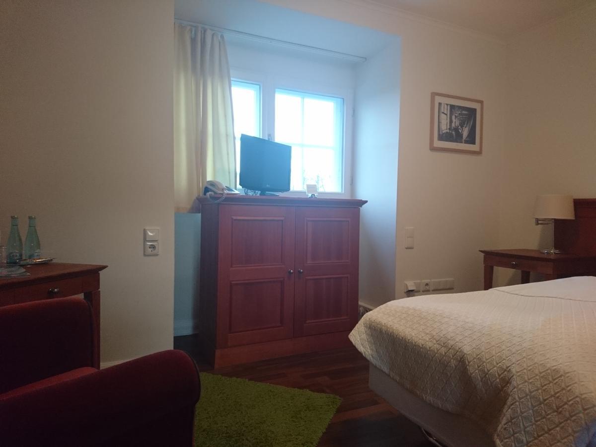 Hotel Vierseithof Luckenwalde Ngoại thất bức ảnh