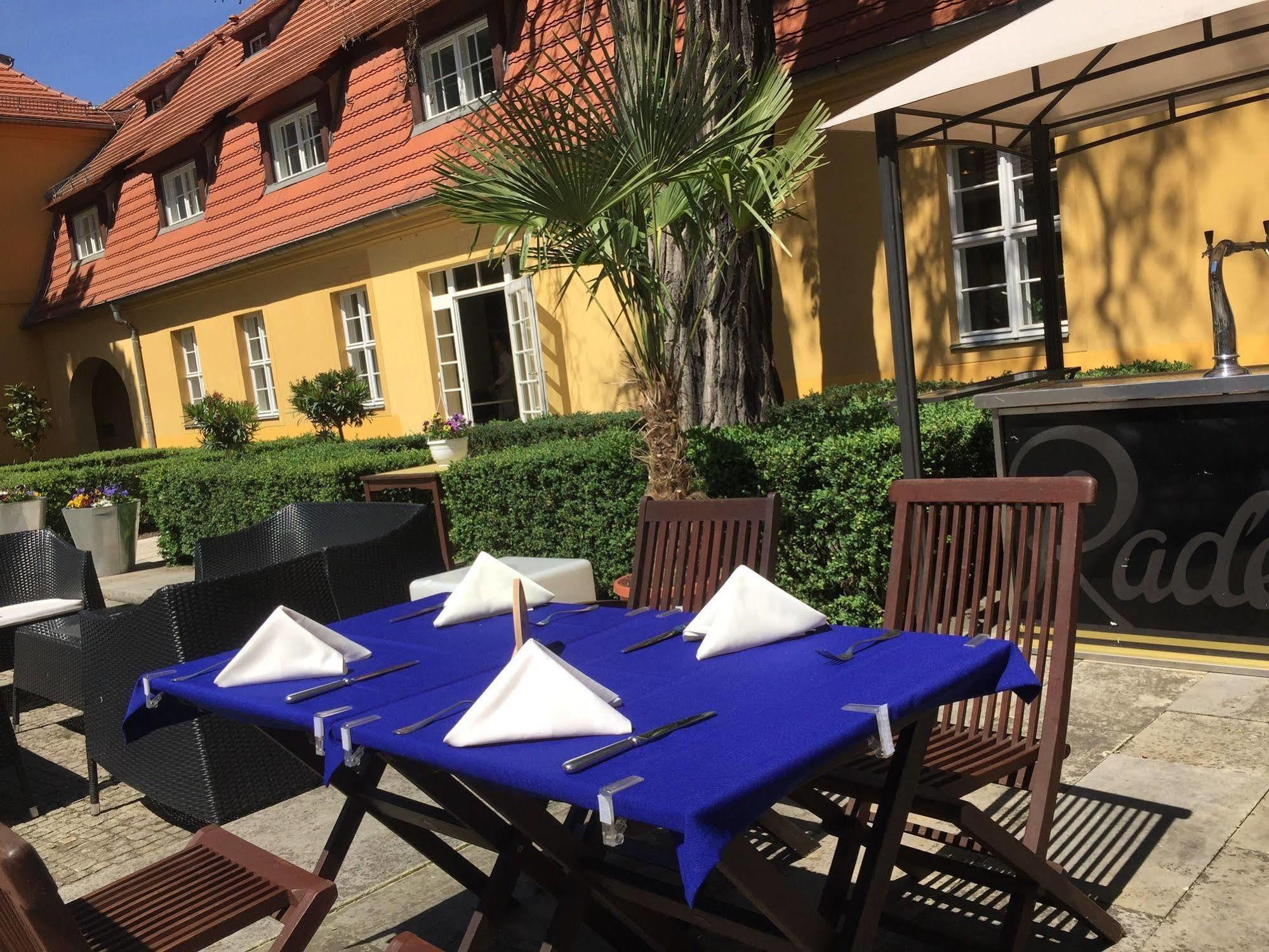 Hotel Vierseithof Luckenwalde Ngoại thất bức ảnh